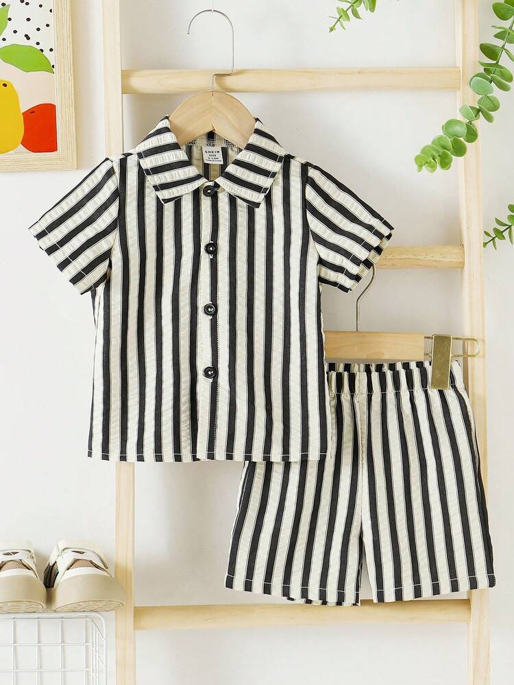 Boys Black & White Vertical Striped Peter Pan Flat Collar 
Short Sleeve Shirt with Black Buttons & Matching Striped 
Elastic Waist Shorts Set - Smart Casual Summer Wear for 
Boys | The Kidswear