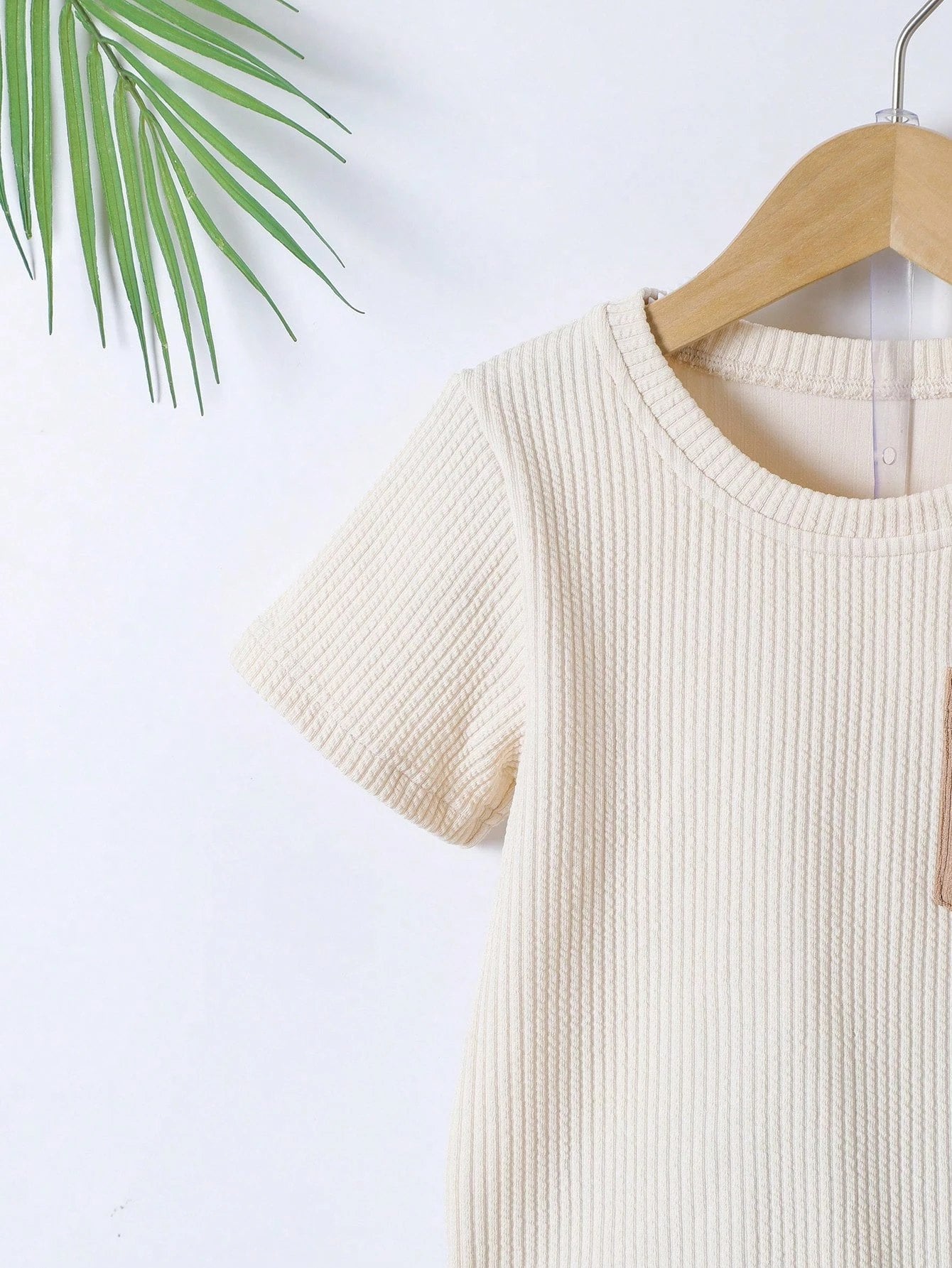 Boys White Cotton T-shirt & Cream Shorts Set