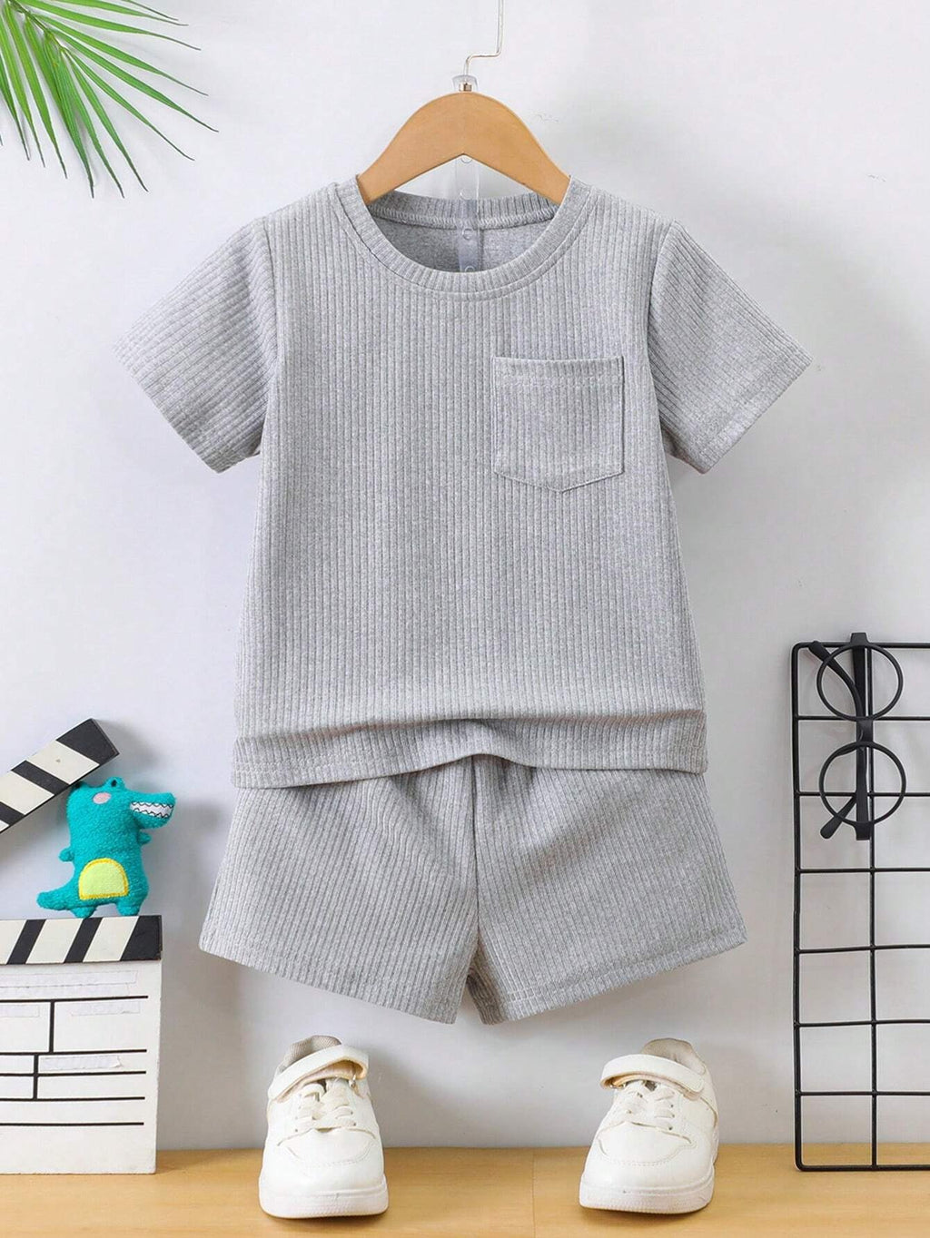 Boys Gray Hosiery Cotton T-shirt & Shorts Set